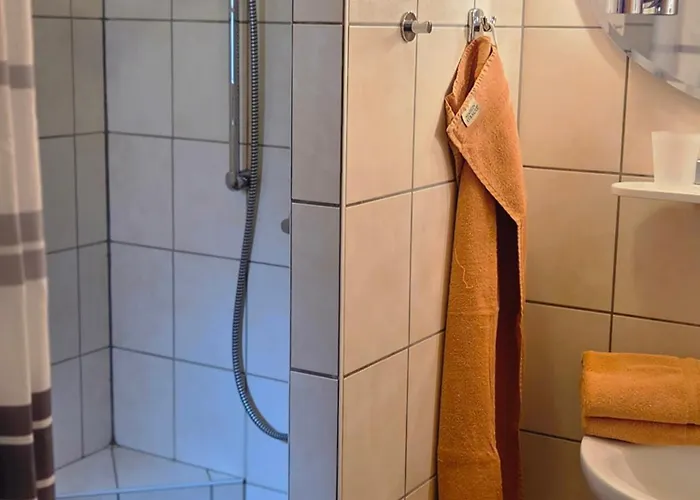 بيت ضيافة Alttolkewitzer Ferien- & Mrosk دريسدن