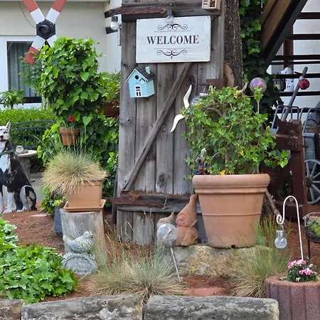 Pensión Alttolkewitzer Ferien- & Mrosk 3*